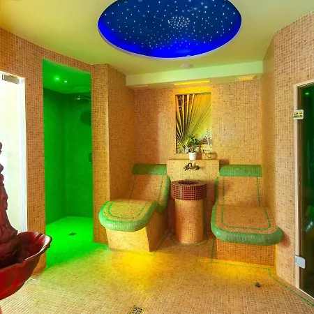 Bed & Breakfast Dworek Morski & Wellness *