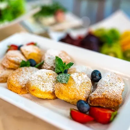 Bed & Breakfast Dworek Morski & Wellness
