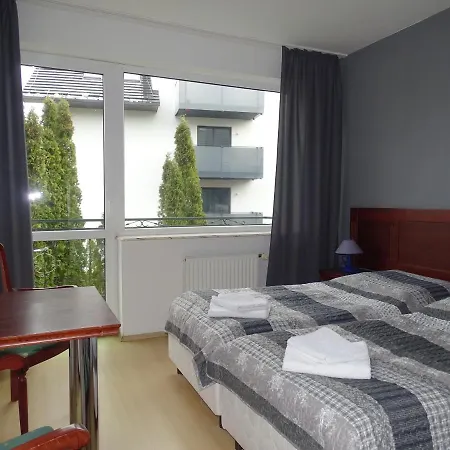 Bed & Breakfast Raj *