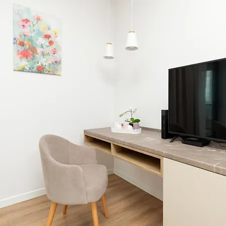 Aparthotel Jantaris Seaview By Renters Mielno (Koszalin)