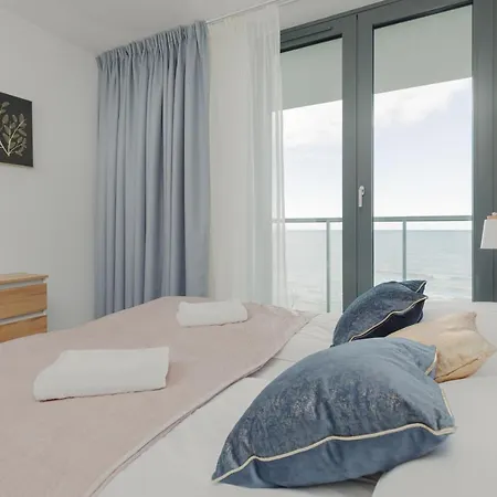 Aparthotel Jantaris Seaview By Renters *
