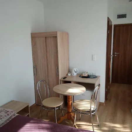 Aquila Goscinne Homestay
