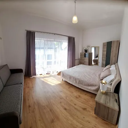 Pogodna 3b Guest house *