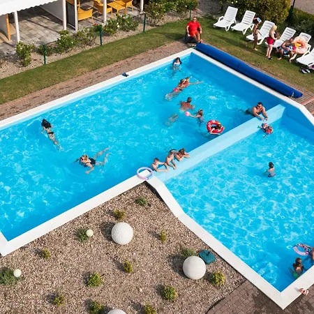 Resort Eden Resort & Spa 3*