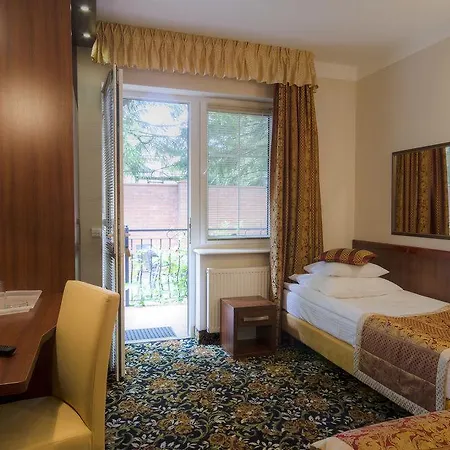 Bed & Breakfast Dworek Morski & Wellness Mielno (Koszalin)