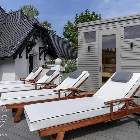 Legenda Adults Only Bed & Breakfast