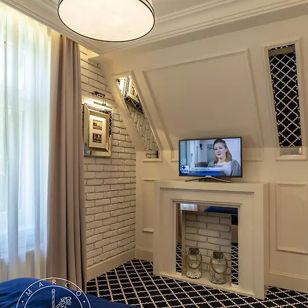 Legenda Adults Only Bed & Breakfast