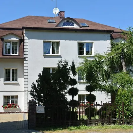 Kwatera prywatna Adamów
