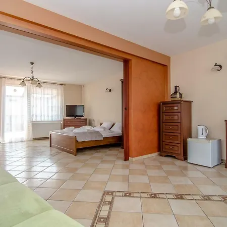 Bed & Breakfast D.l.blazkiewicz Mielno (Koszalin)