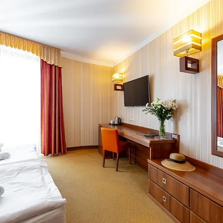 Bed & Breakfast Dworek Morski & Wellness *