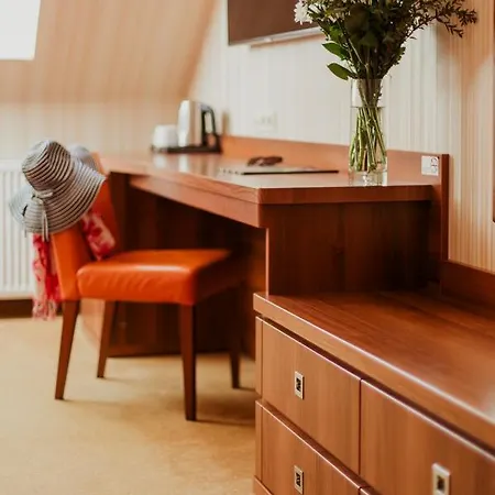 Dworek Morski & Wellness Bed & Breakfast